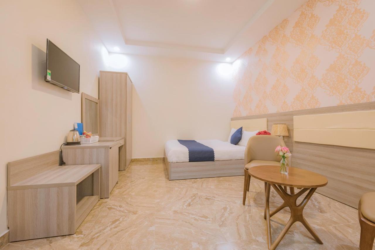 Khanh Uyen 1 Hotel Далат Екстер'єр фото